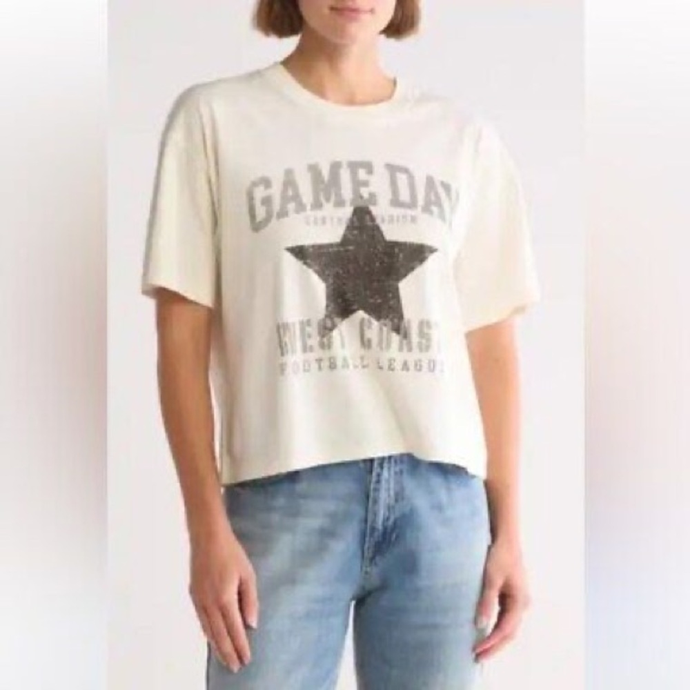 VINYL ICONS 
Cotton Graphic Baby Tee Game Day Star - Cream Size M